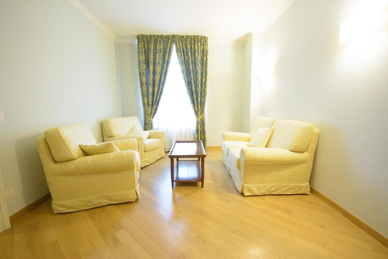 Hotel Domus Stella Maris - Casa Per Ferie Ankona Zewnętrze zdjęcie