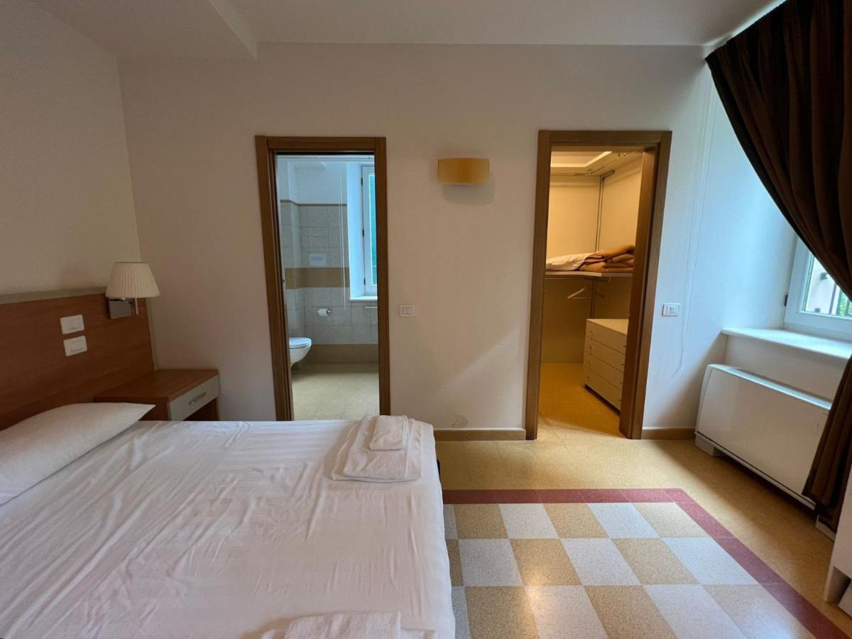 Hotel Domus Stella Maris - Casa Per Ferie Ankona Zewnętrze zdjęcie