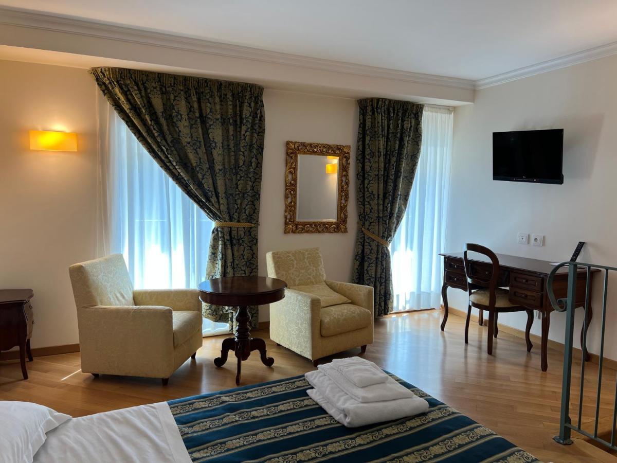 Hotel Domus Stella Maris - Casa Per Ferie Ankona Zewnętrze zdjęcie