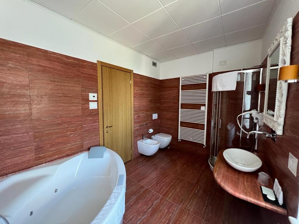 Hotel Domus Stella Maris - Casa Per Ferie Ankona Zewnętrze zdjęcie