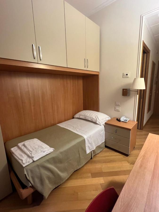 Hotel Domus Stella Maris - Casa Per Ferie Ankona Zewnętrze zdjęcie